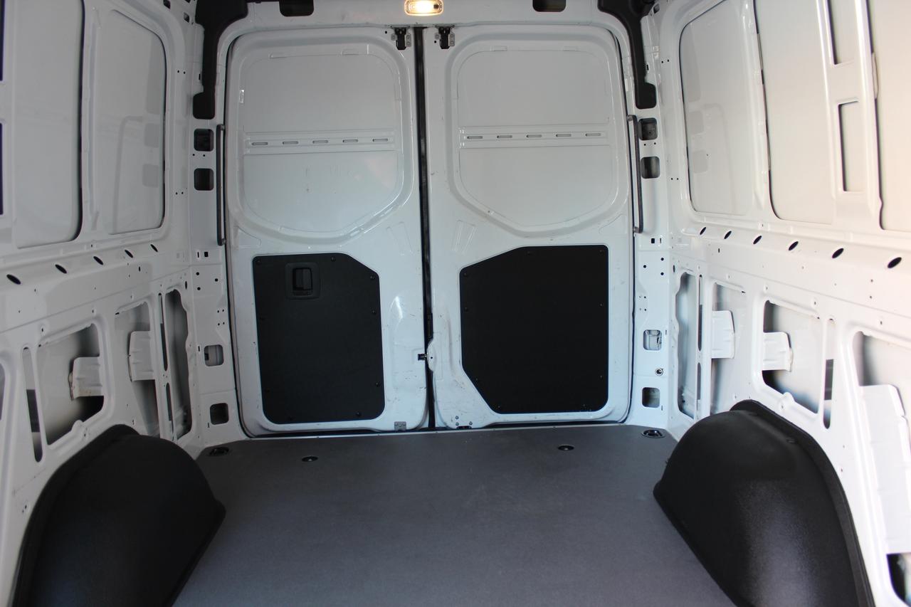 2019 Mercedes-Benz Sprinter Cargo Van 144" - LOW ROOF - 3.0L DIESEL - 2 SEATER Photo
