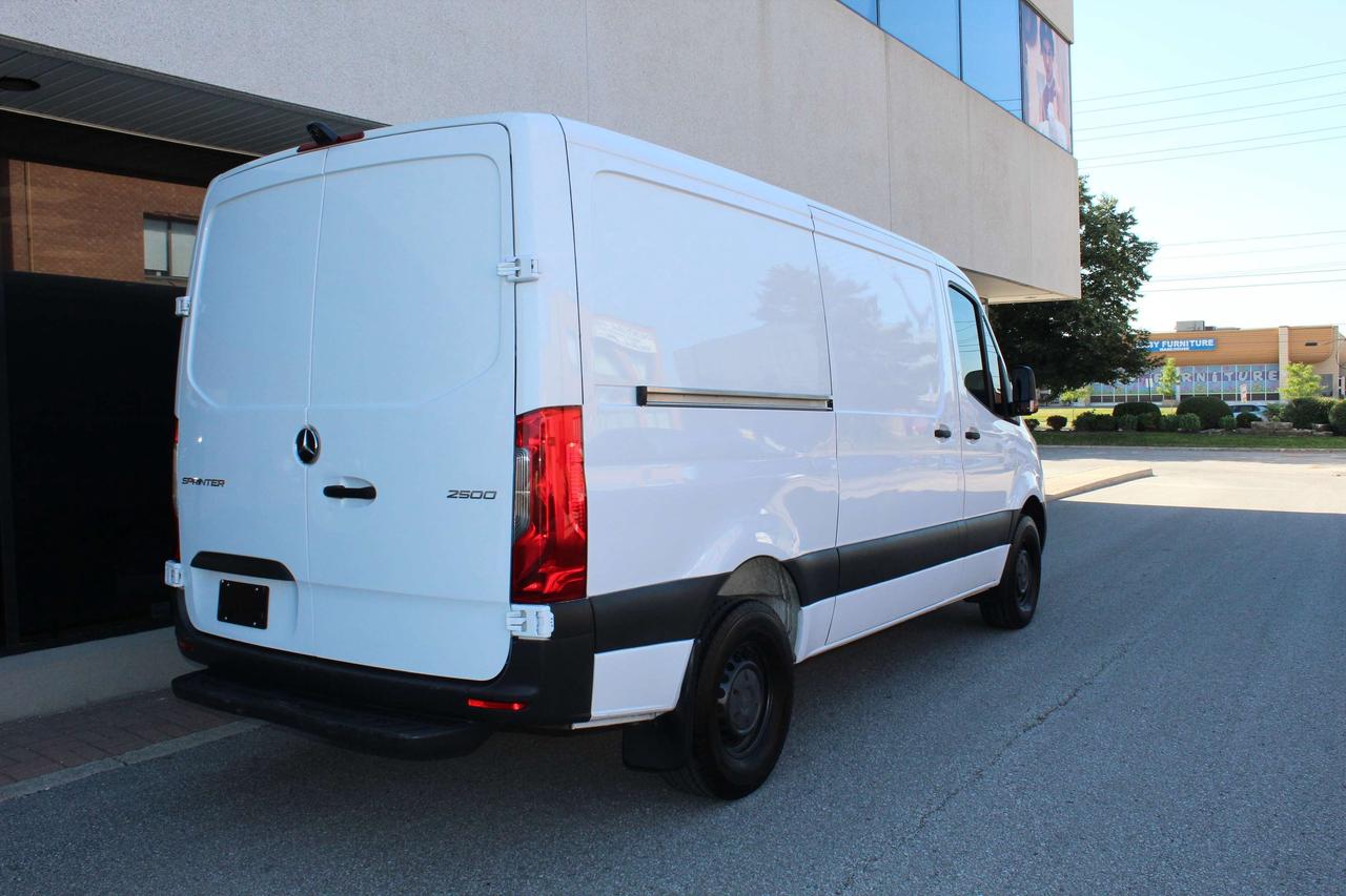 2019 Mercedes-Benz Sprinter 144" - LOW ROOF - 3.0L DIESEL - 2 SEATER Photo