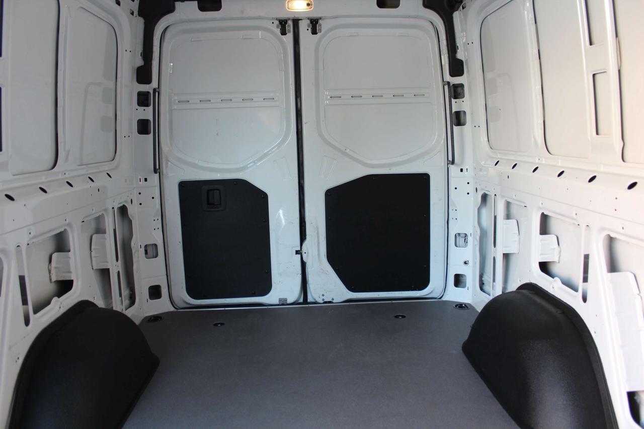2019 Mercedes-Benz Sprinter 144" - LOW ROOF - 3.0L DIESEL - 2 SEATER Photo