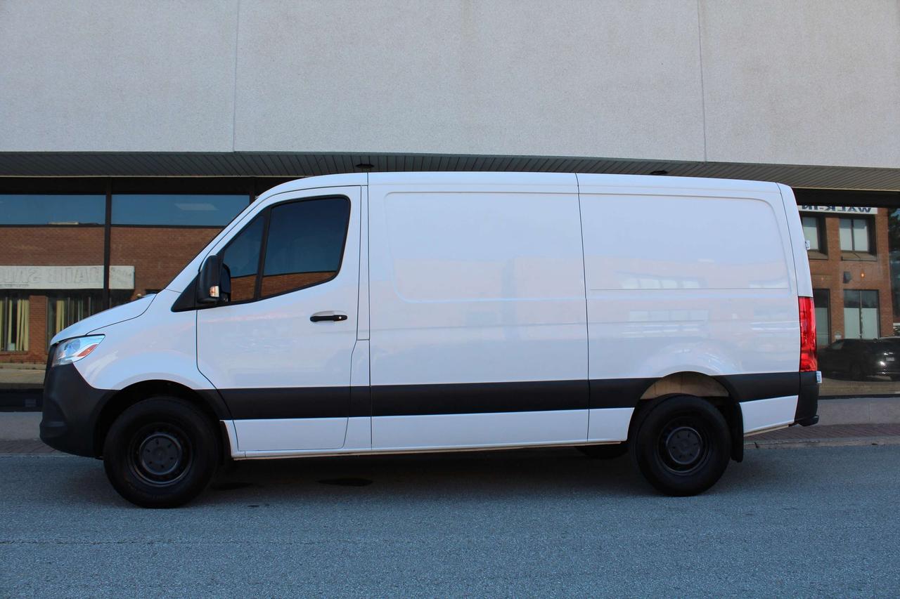 2019 Mercedes-Benz Sprinter 144" LOW ROOF - 3.0L DIESEL - 2 SEATER Photo2