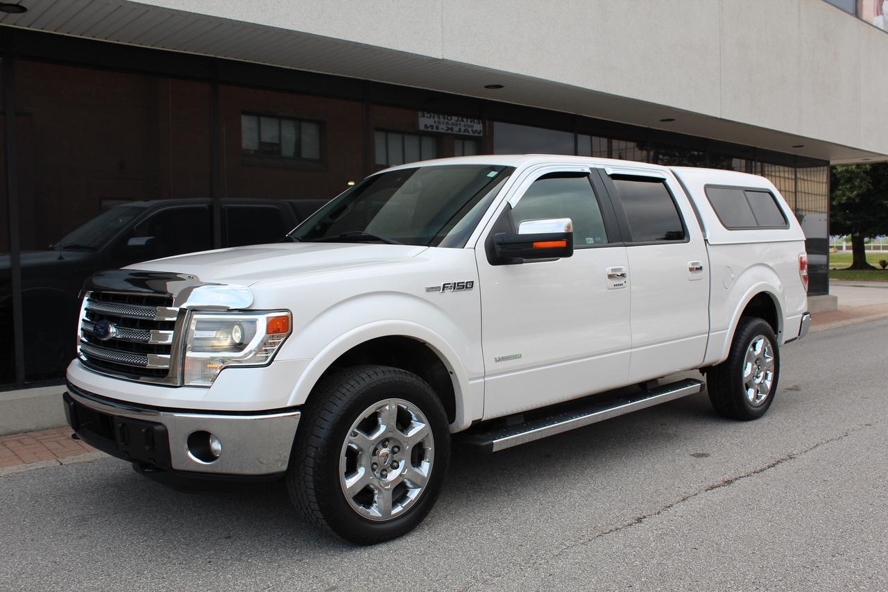 2014 Ford F-150 LARIAT - SUPERCREW - 4X4 - LEATHER Photo