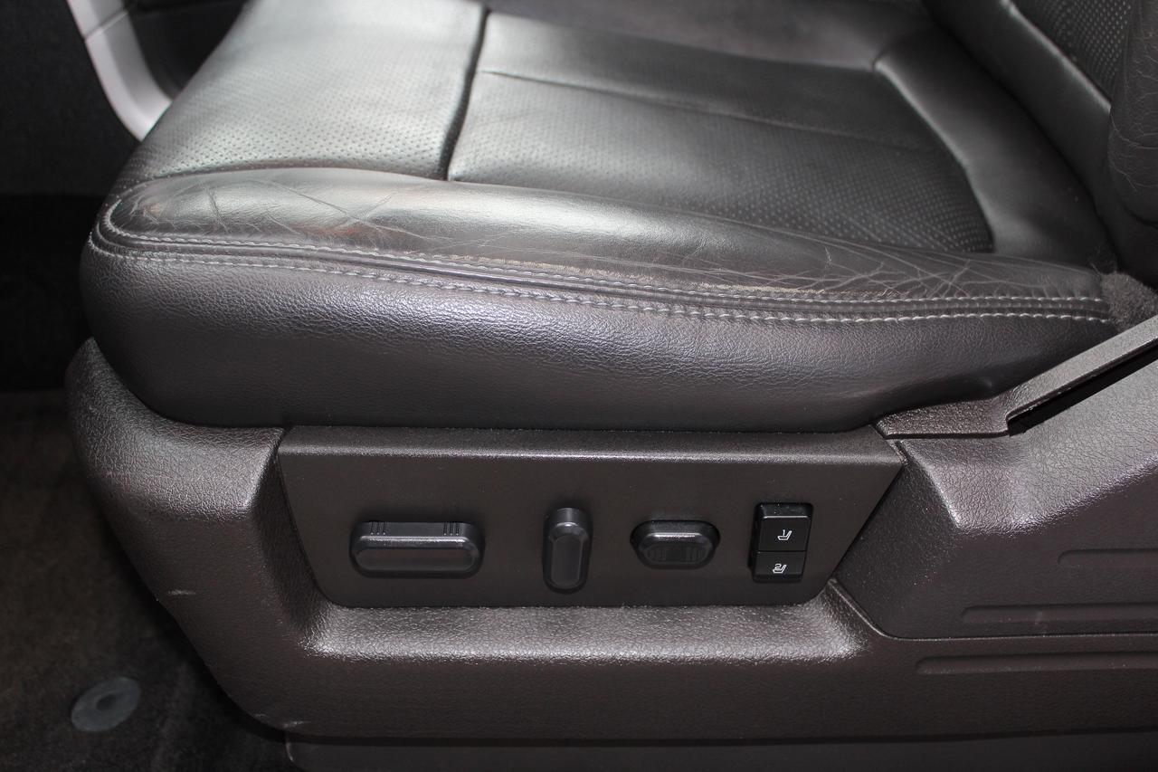 2014 Ford F-150 LARIAT - SUPERCREW - 4X4 - LEATHER Photo