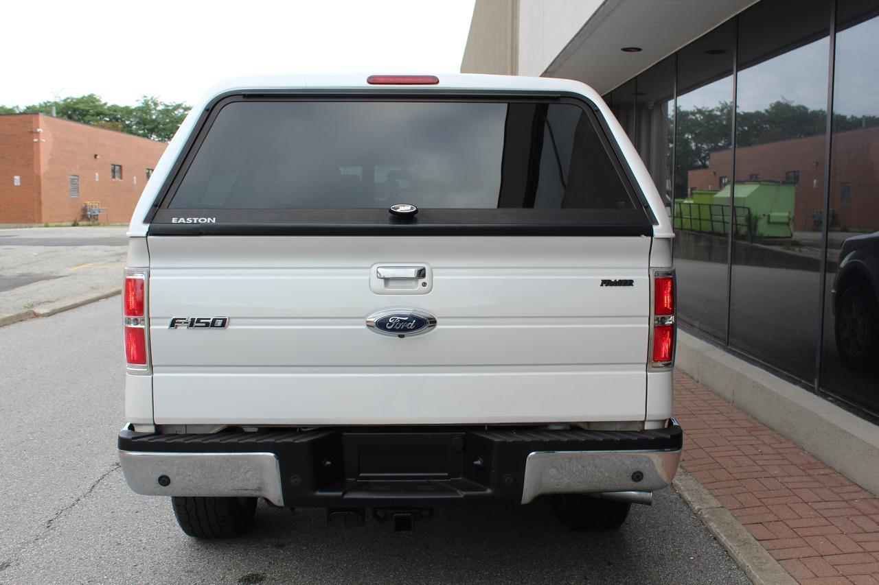 2014 Ford F-150 LARIAT - SUPERCREW - 4X4 - LEATHER Photo