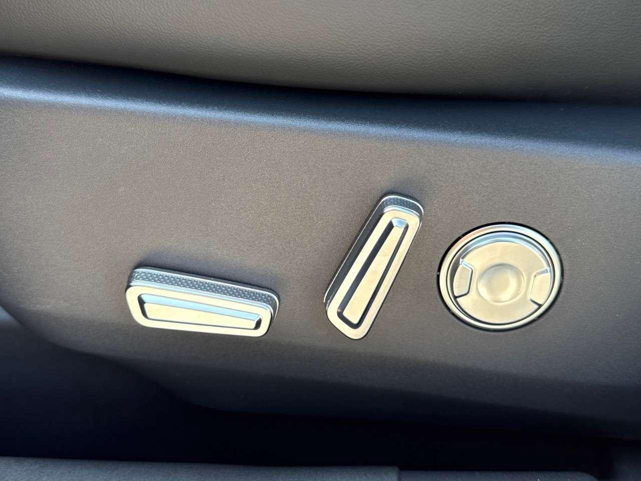 2026 Lincoln Nautilus Premiere AWD Photo