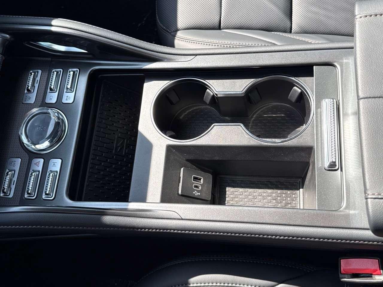 2026 Lincoln Nautilus Premiere AWD Photo