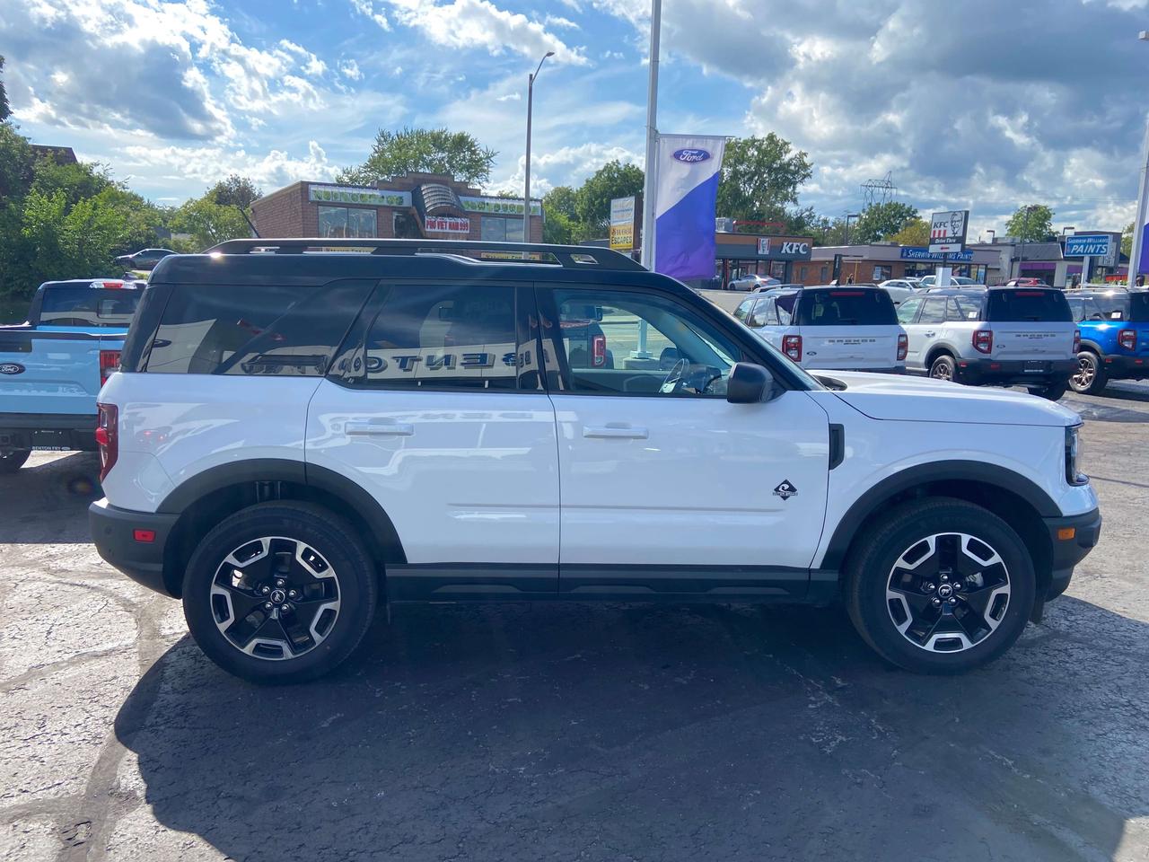 2022 Ford Bronco Sport OUTERBANKS 4X4 1.5 COPILOT360 ADPTV CRUISE LOW KMS Photo