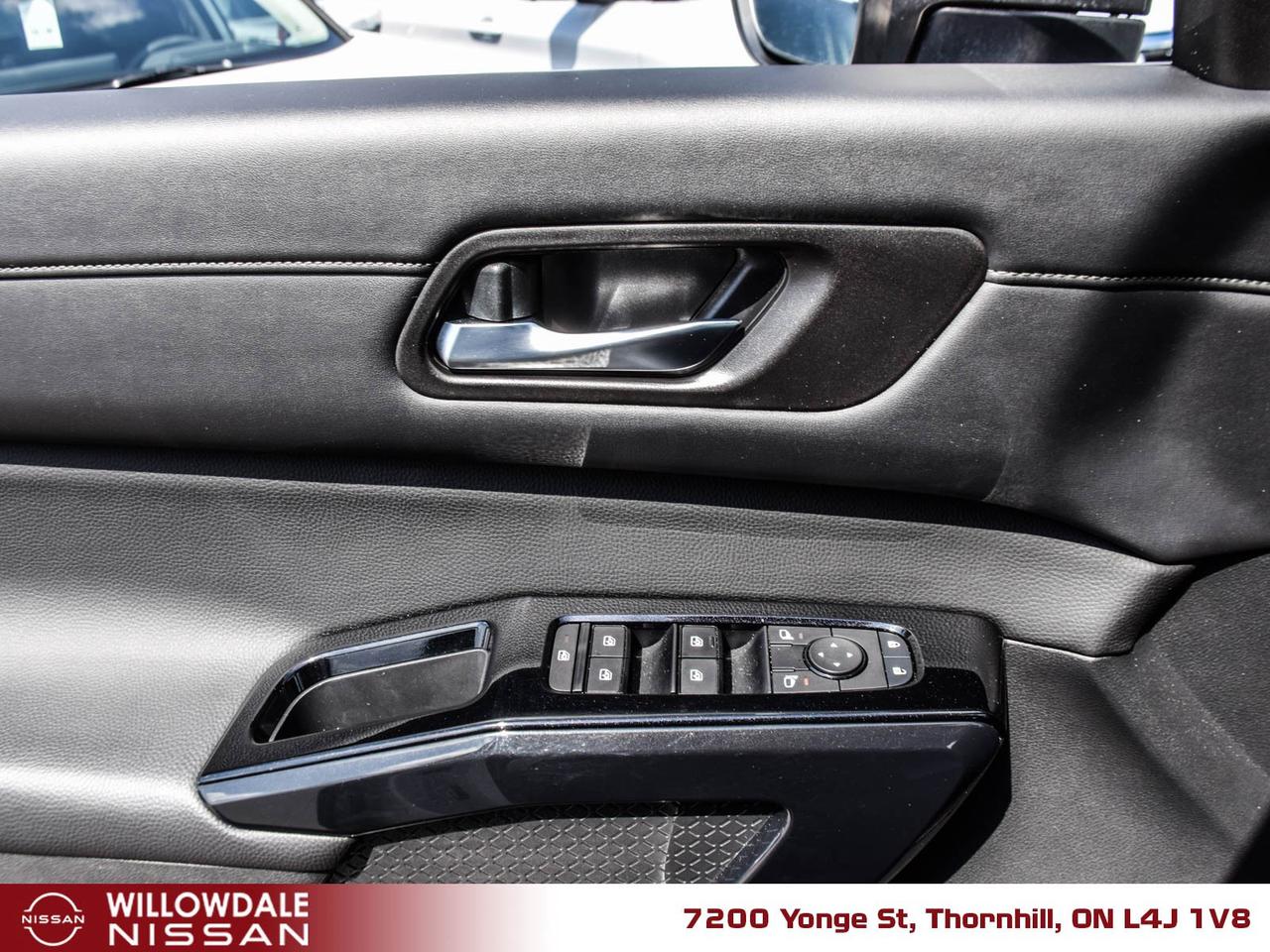 2022 Nissan Pathfinder SV 4dr 4x4 Photo