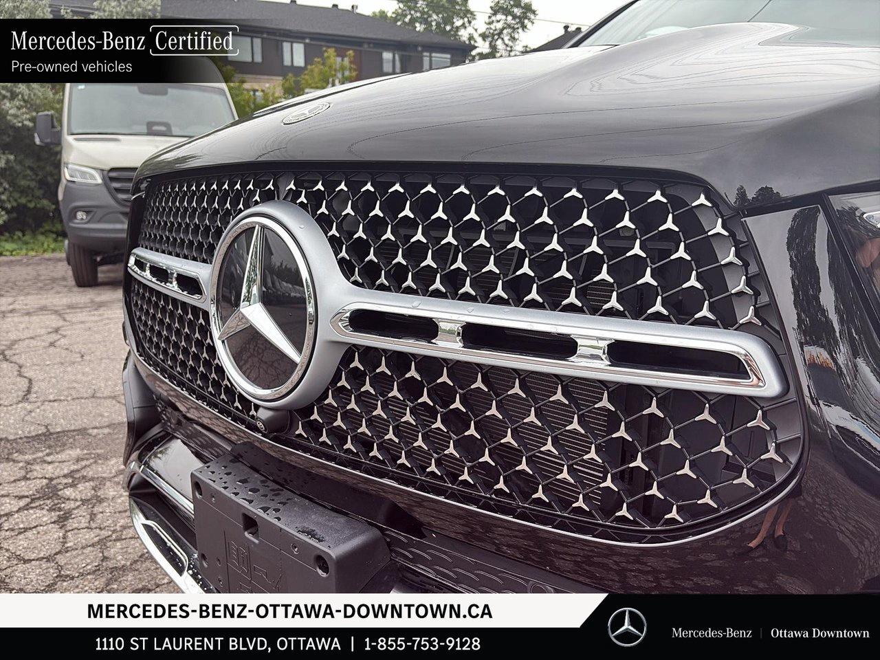 2025 Mercedes-Benz GLE450e 4MATIC SUV 2025 GLE 450e PHEV   ONE OWNER   CLEAN Photo
