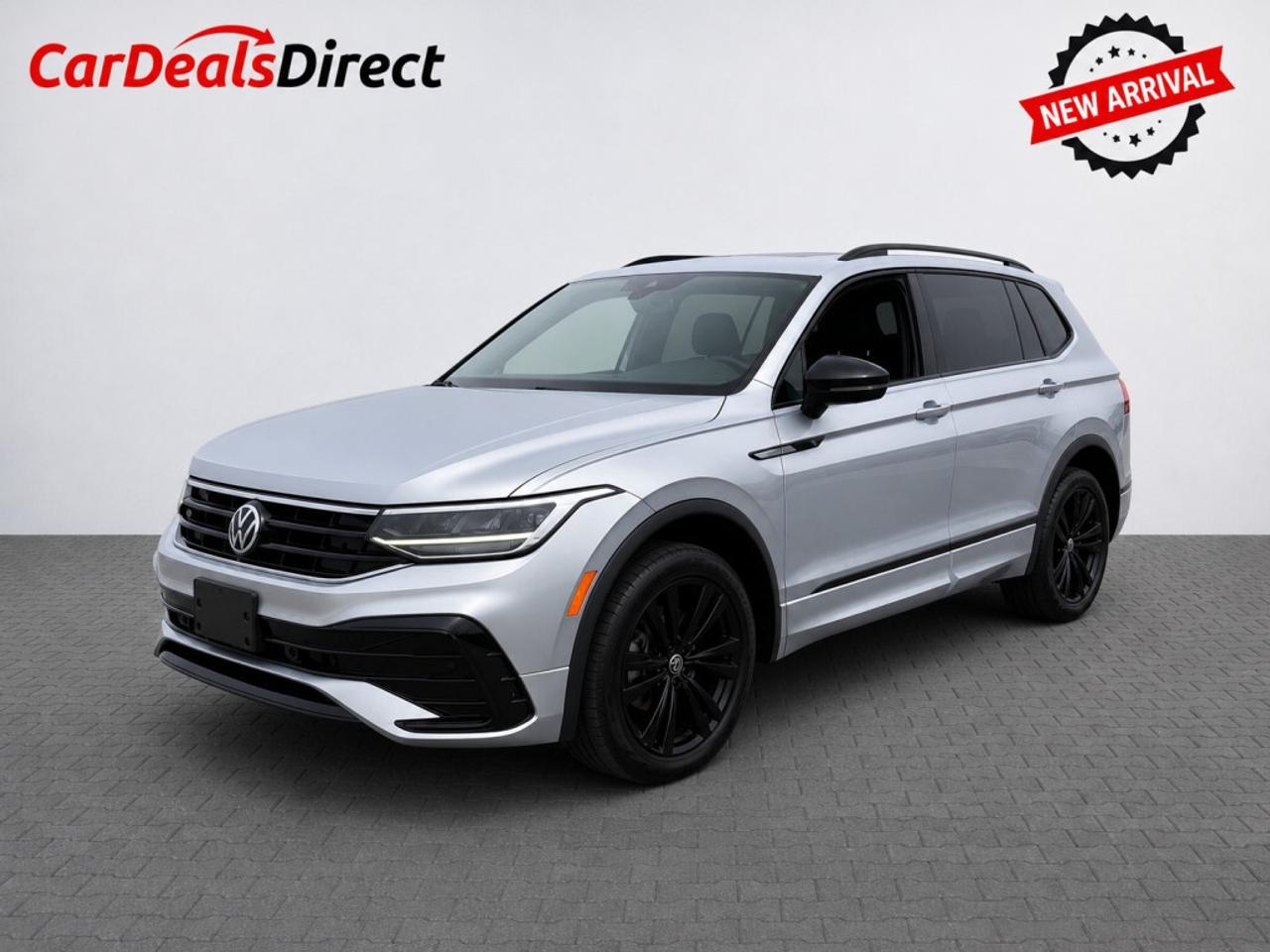 2022 Volkswagen Tiguan Comfortline R-Line Black Edition 4MOTION   Leather Photo