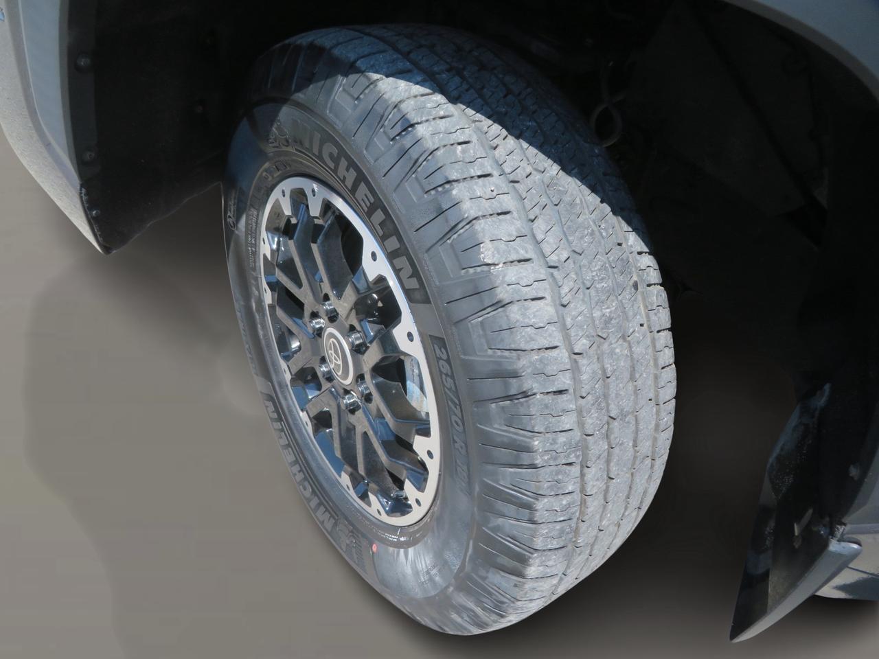 2022 Toyota Tundra 4x4 Double Cab Sr Photo
