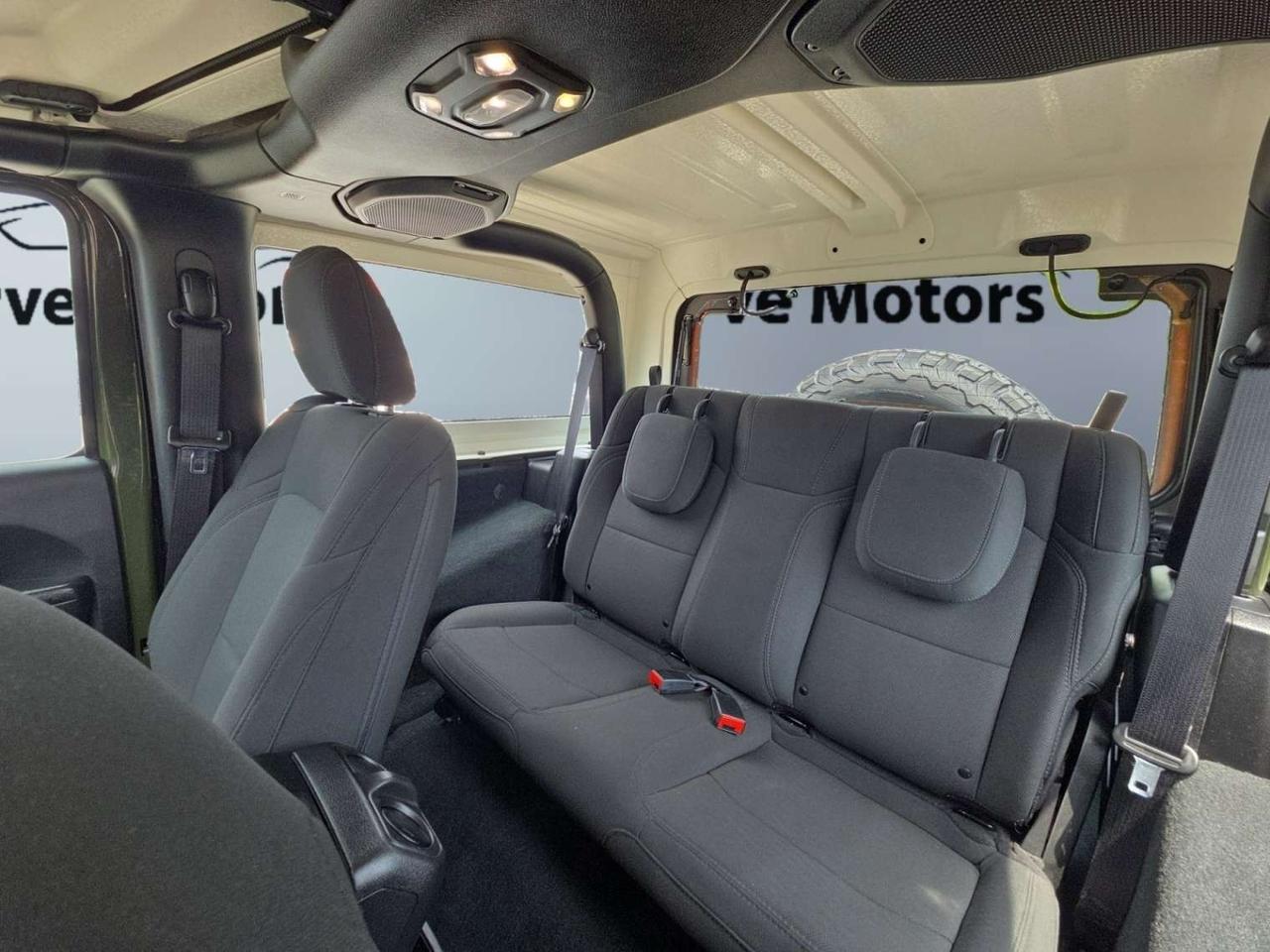 2022 Jeep Wrangler Sport 4x4 * NO ACCIDENTS / 1 OWNER / LOW KM / AUTOMATIC / CAMERA Photo