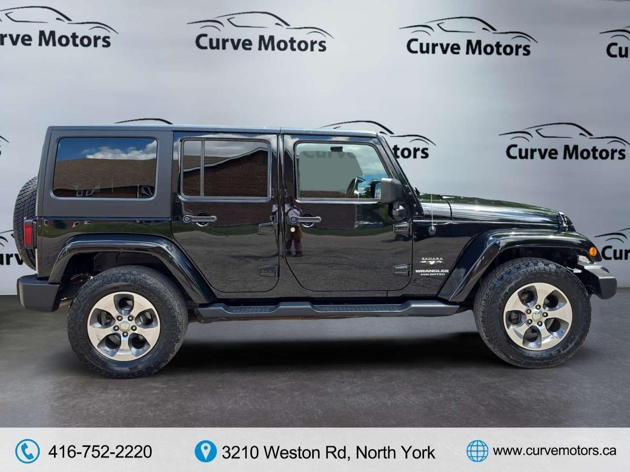 2017 Jeep Wrangler Sahara 4WD * 1 OWNER / LEATHER / NAVIGATION / LOW KM / HEATED SEATS Photo