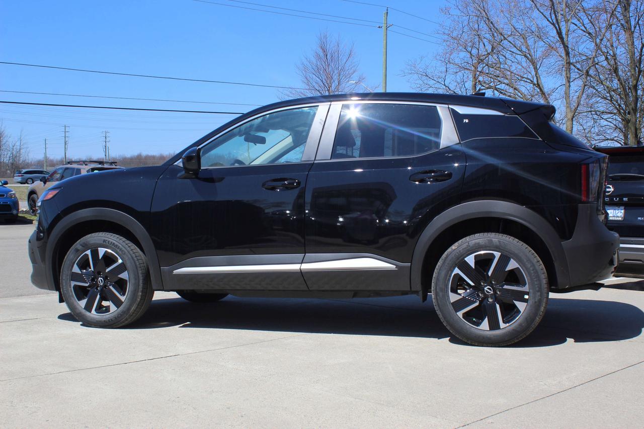 2025 Nissan Kicks SV AWD Photo5
