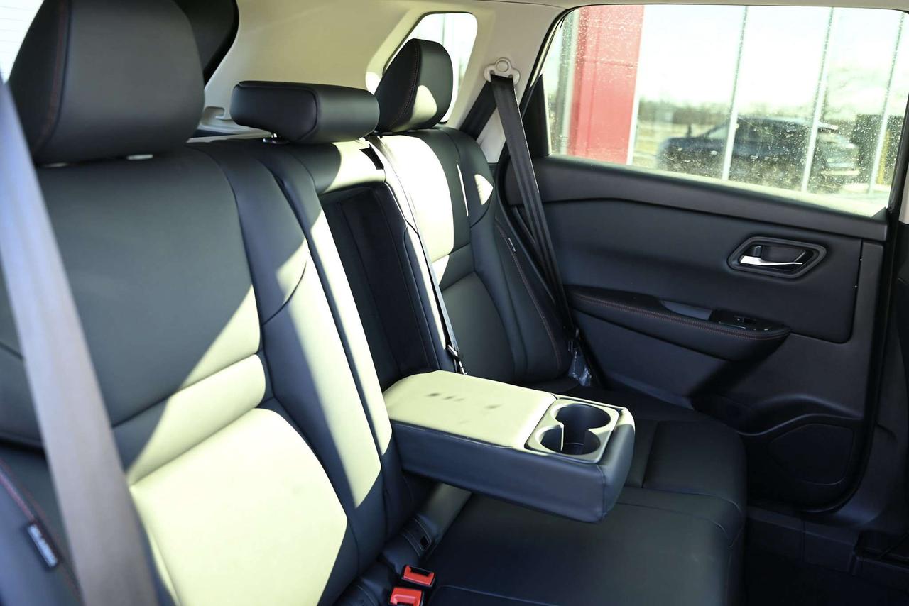 2026 Nissan Rogue Rock Creek, Nissan Company Vehicle SAVE $$$$$ from new Photo