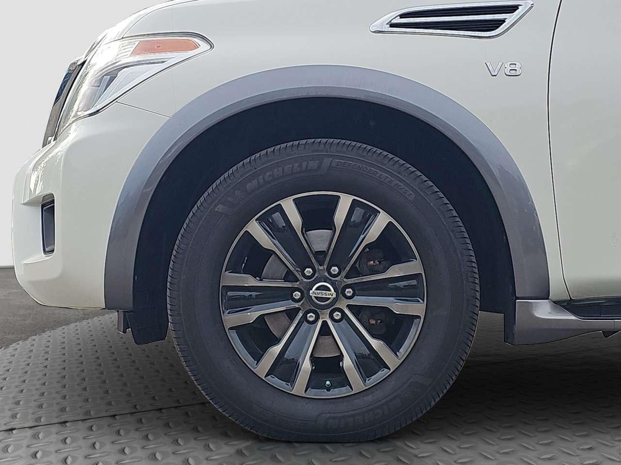 2017 Nissan Armada Platinum Edition Photo