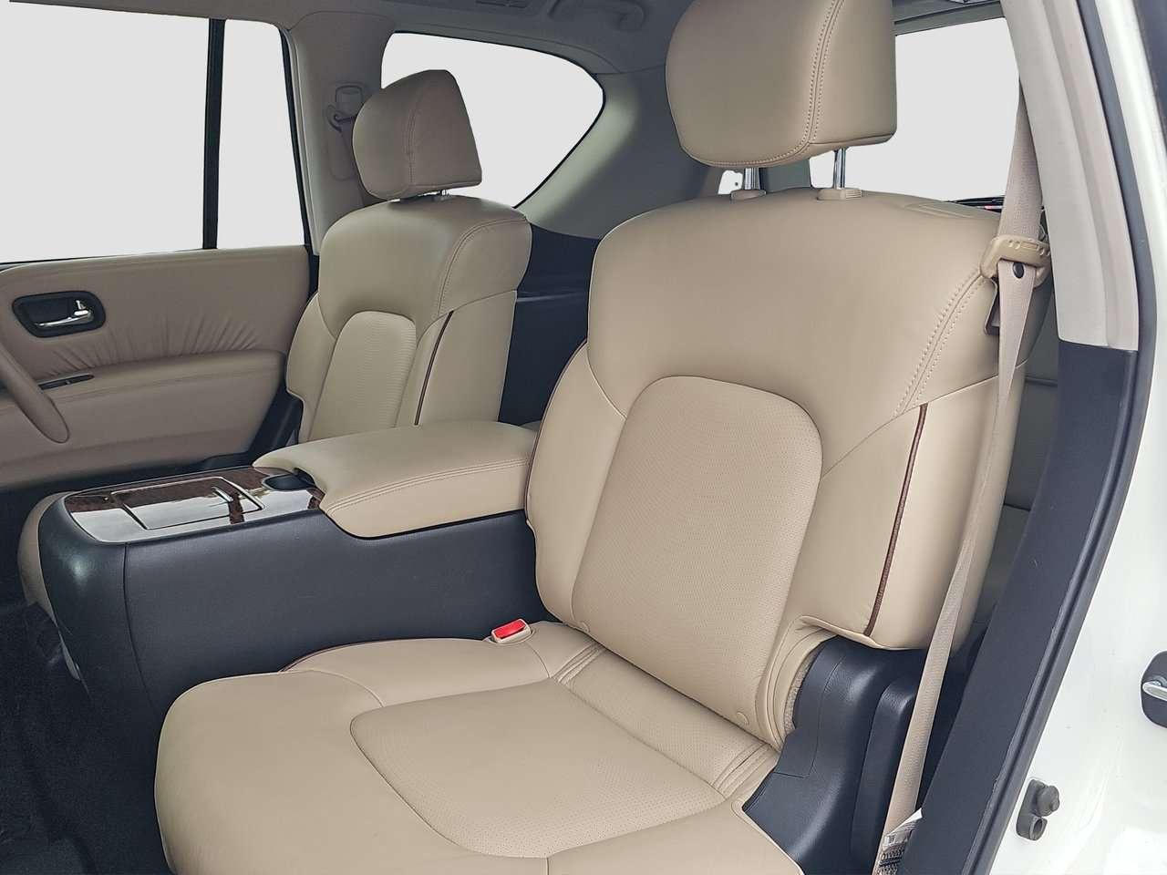 2017 Nissan Armada Platinum Edition Photo