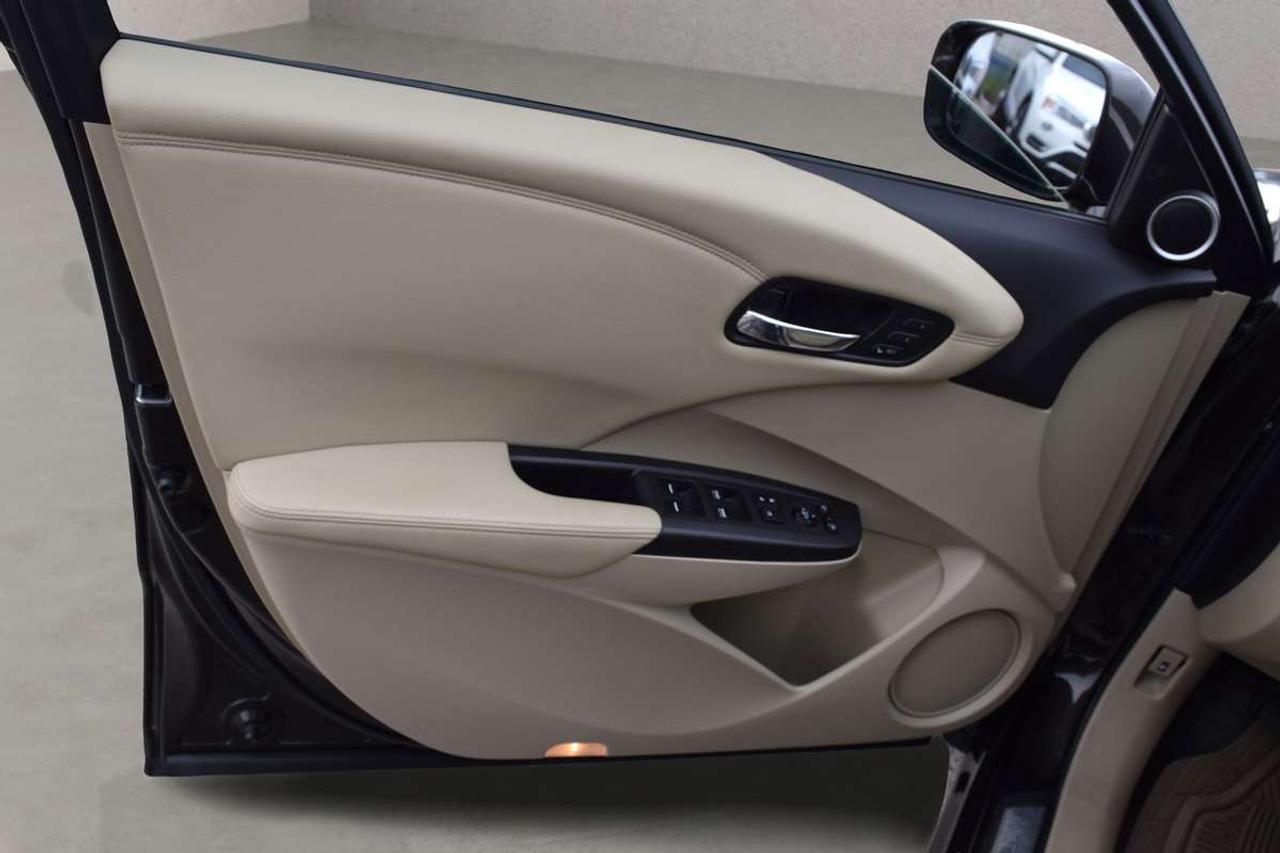 2017 Acura RDX Technology Leather Sunroof Navi Photo