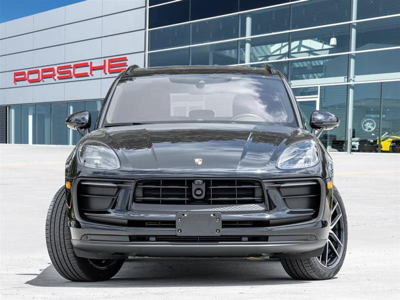 2025 Porsche Macan AWD Premium Pkg Plus Sport Chrono Pkg 20 Macan S W Photo