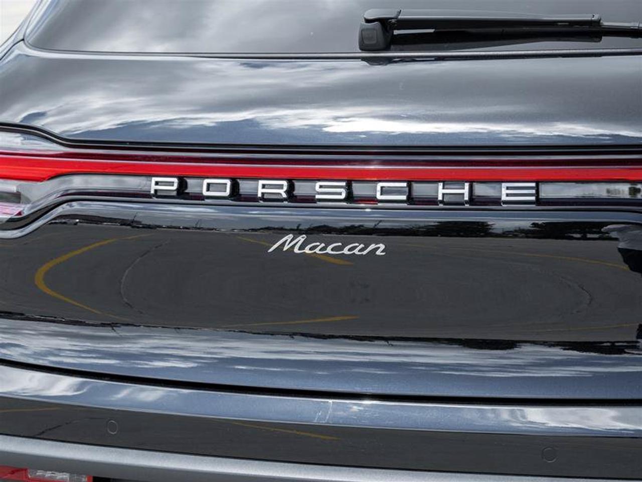 2025 Porsche Macan AWD Premium Pkg Plus Sport Chrono Pkg 20 Macan S W Photo