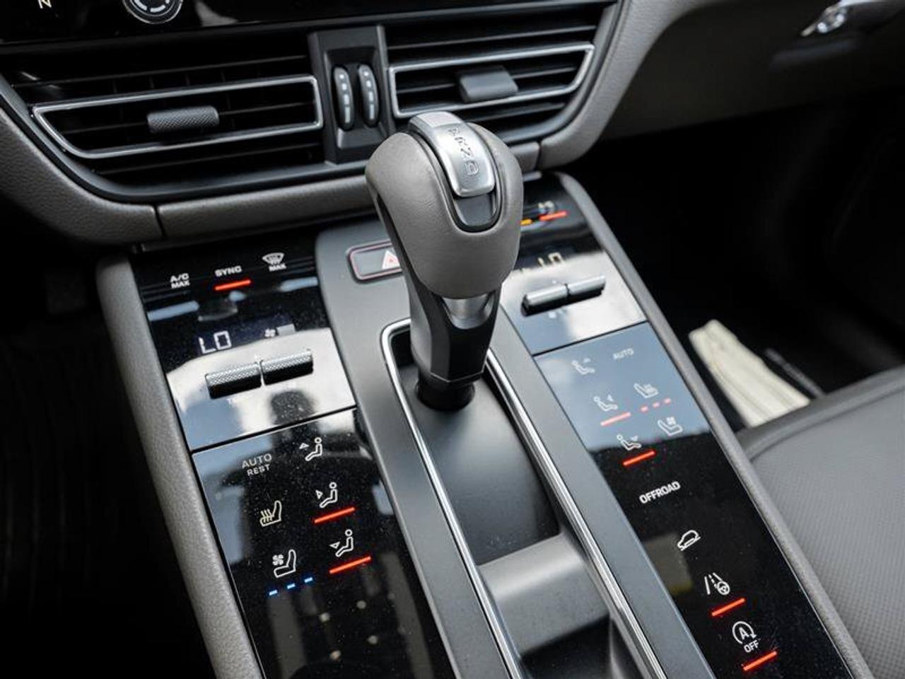 2025 Porsche Macan AWD Premium Pkg Plus Sport Chrono Pkg 20 Macan S W Photo
