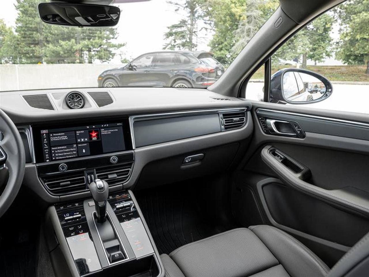 2025 Porsche Macan AWD Premium Pkg Plus Sport Chrono Pkg 20 Macan S W Photo