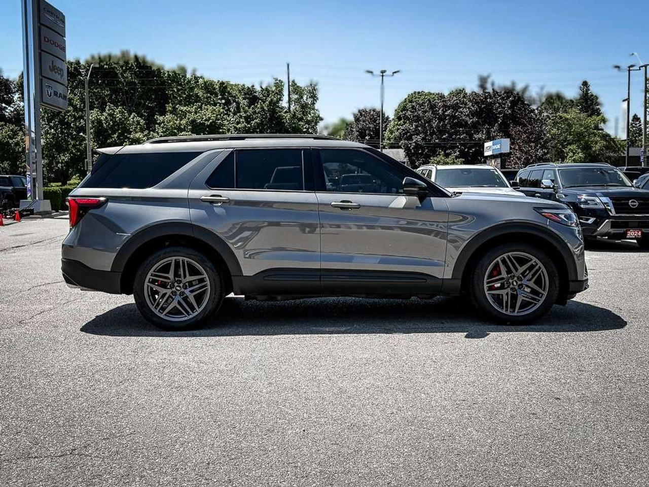 2025 Ford Explorer ST   HEATED AND COOLED SEATING   B&O AUDIO   PANO ROOF   360 CAM Photo