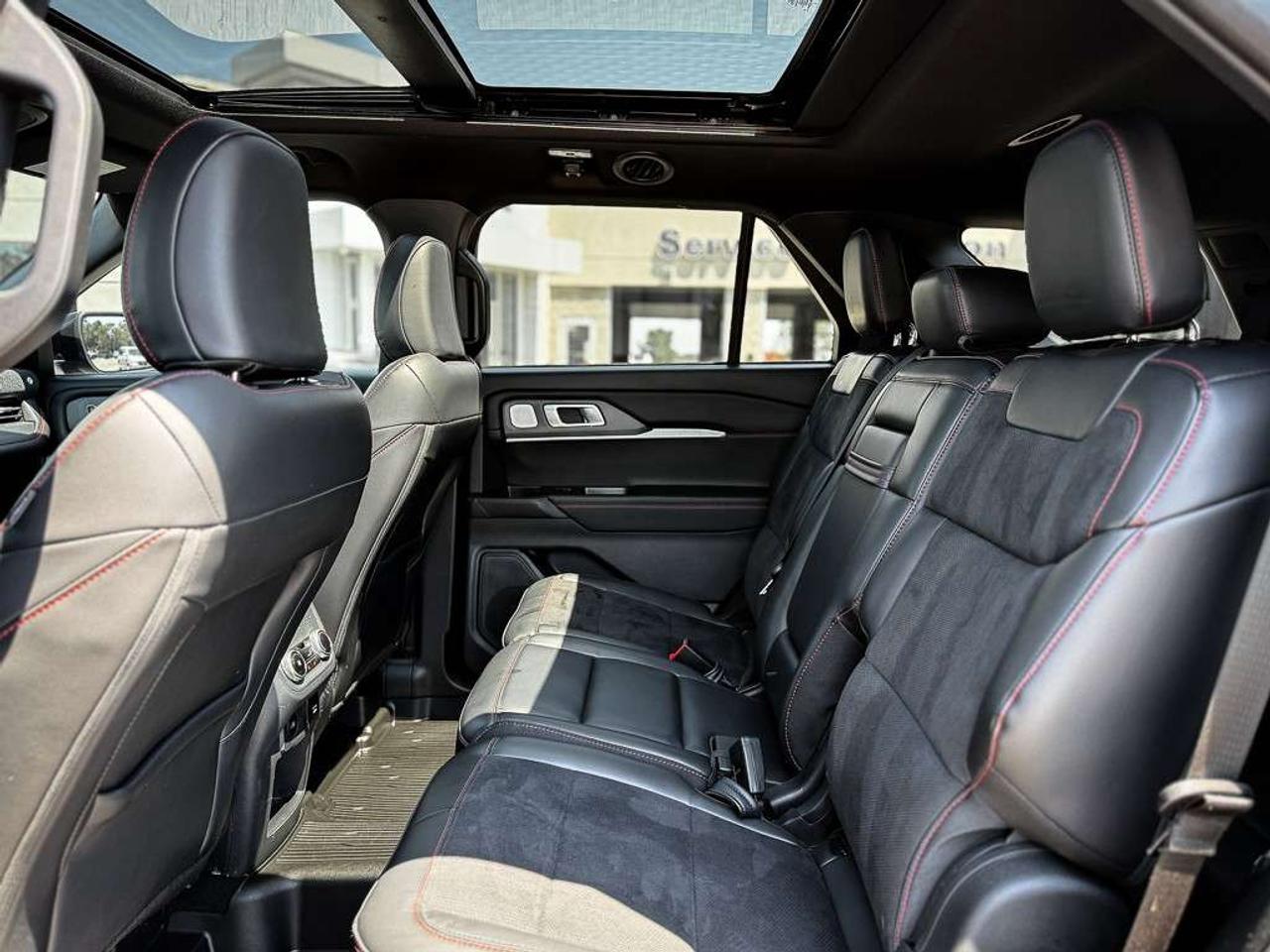 2025 Ford Explorer ST   HEATED AND COOLED SEATING   B&O AUDIO   PANO ROOF   360 CAM Photo
