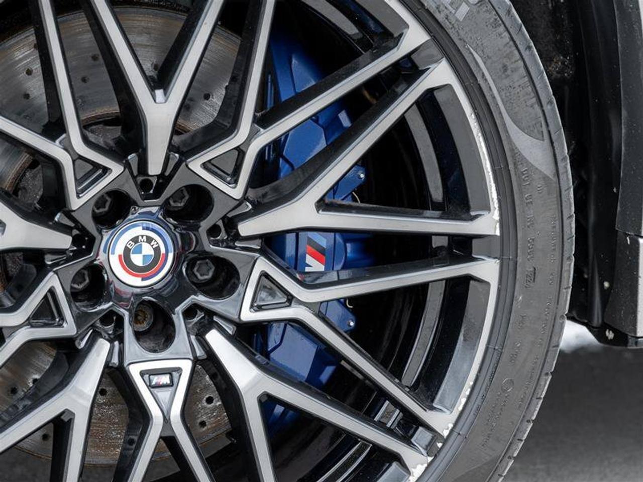 2023 BMW X6 M Competition Premium Pkg M Enhanced Pkg Connected P Photo