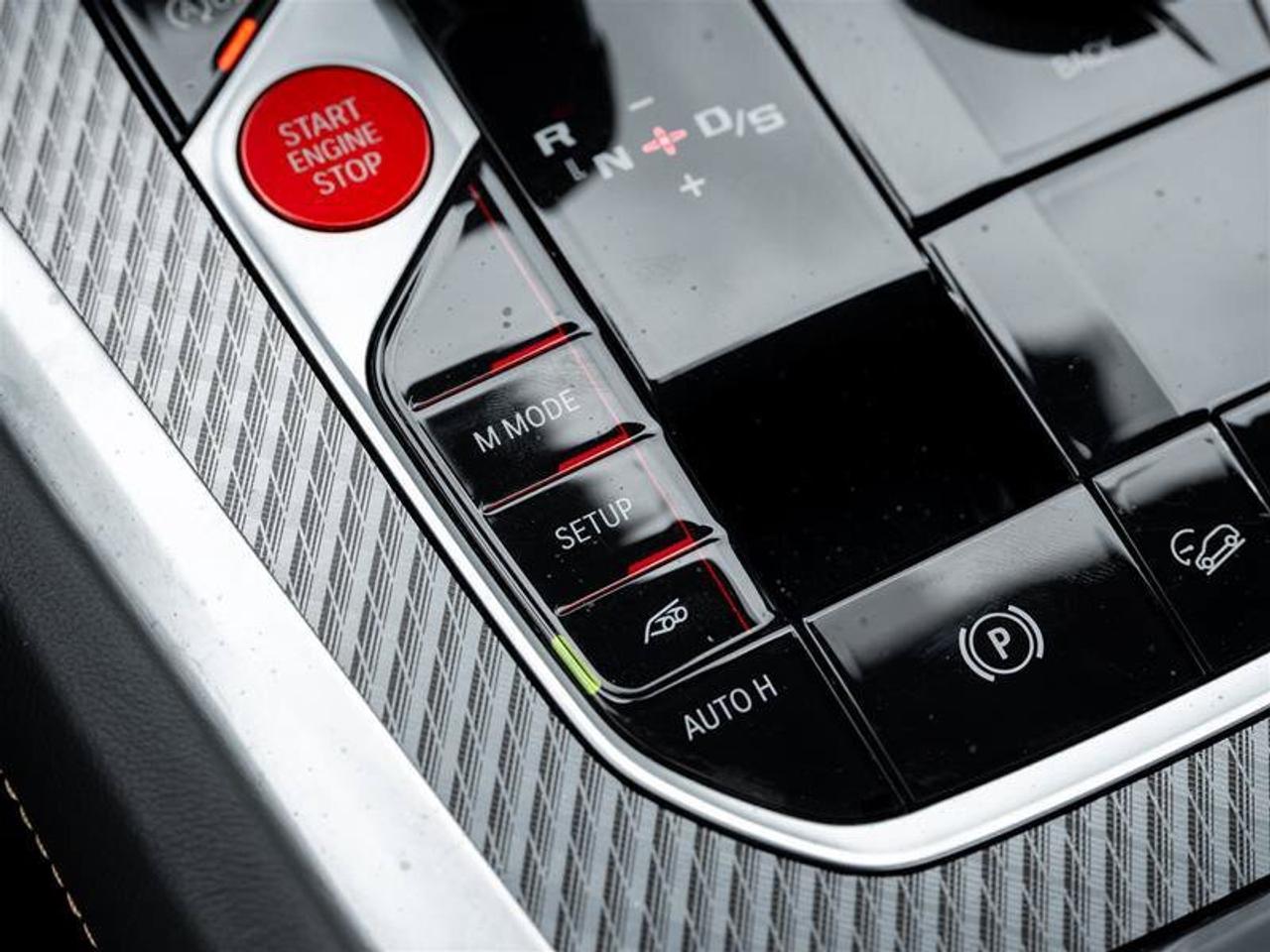 2023 BMW X6 M Competition Premium Pkg M Enhanced Pkg Connected P Photo