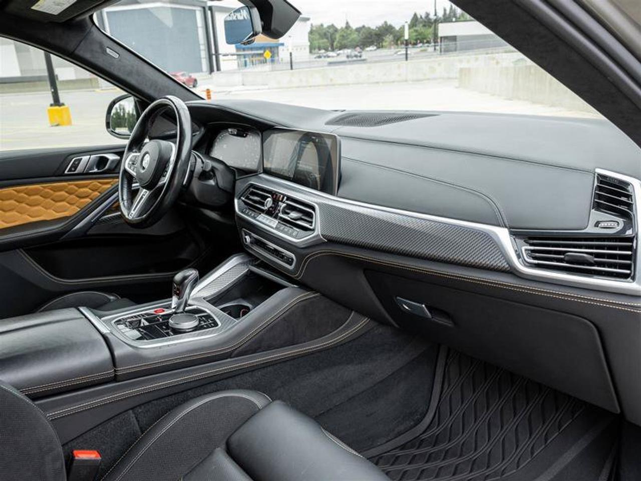2023 BMW X6 M Competition Premium Pkg M Enhanced Pkg Connected P Photo