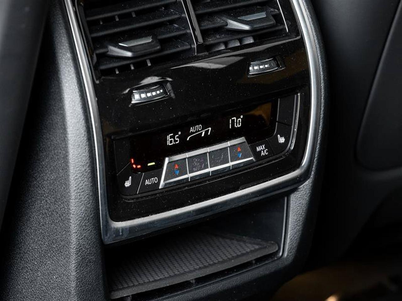 2023 BMW X6 M Competition Premium Pkg M Enhanced Pkg Connected P Photo