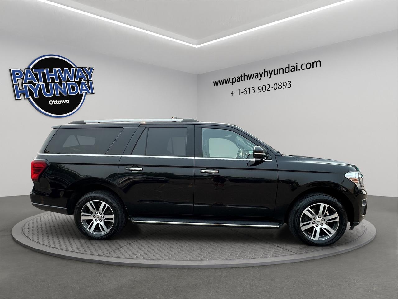 2023 Ford Expedition Limited Max | Panoramic Sunroof | Intelligent Adaptive Cruise Control with lane centering | Photo2