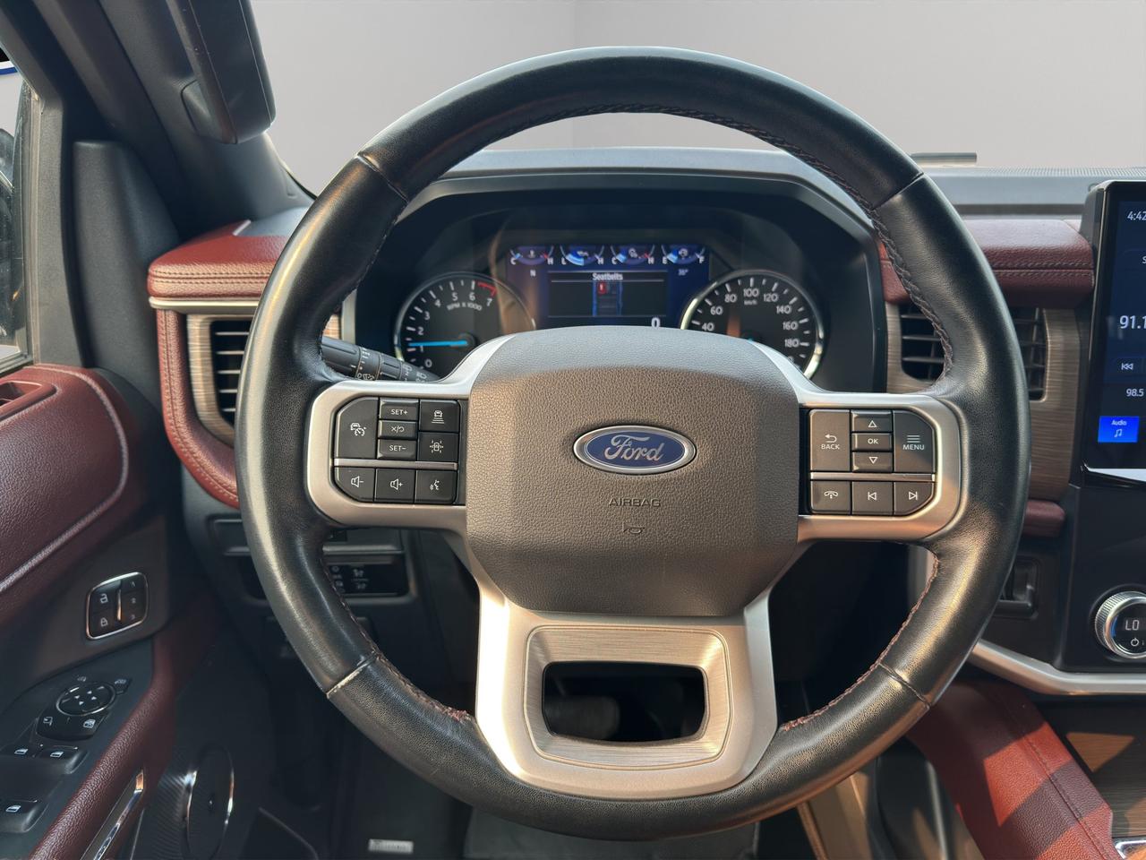 2023 Ford Expedition Limited Max | Panoramic Sunroof | Intelligent Adaptive Cruise Control with lane centering | Photo