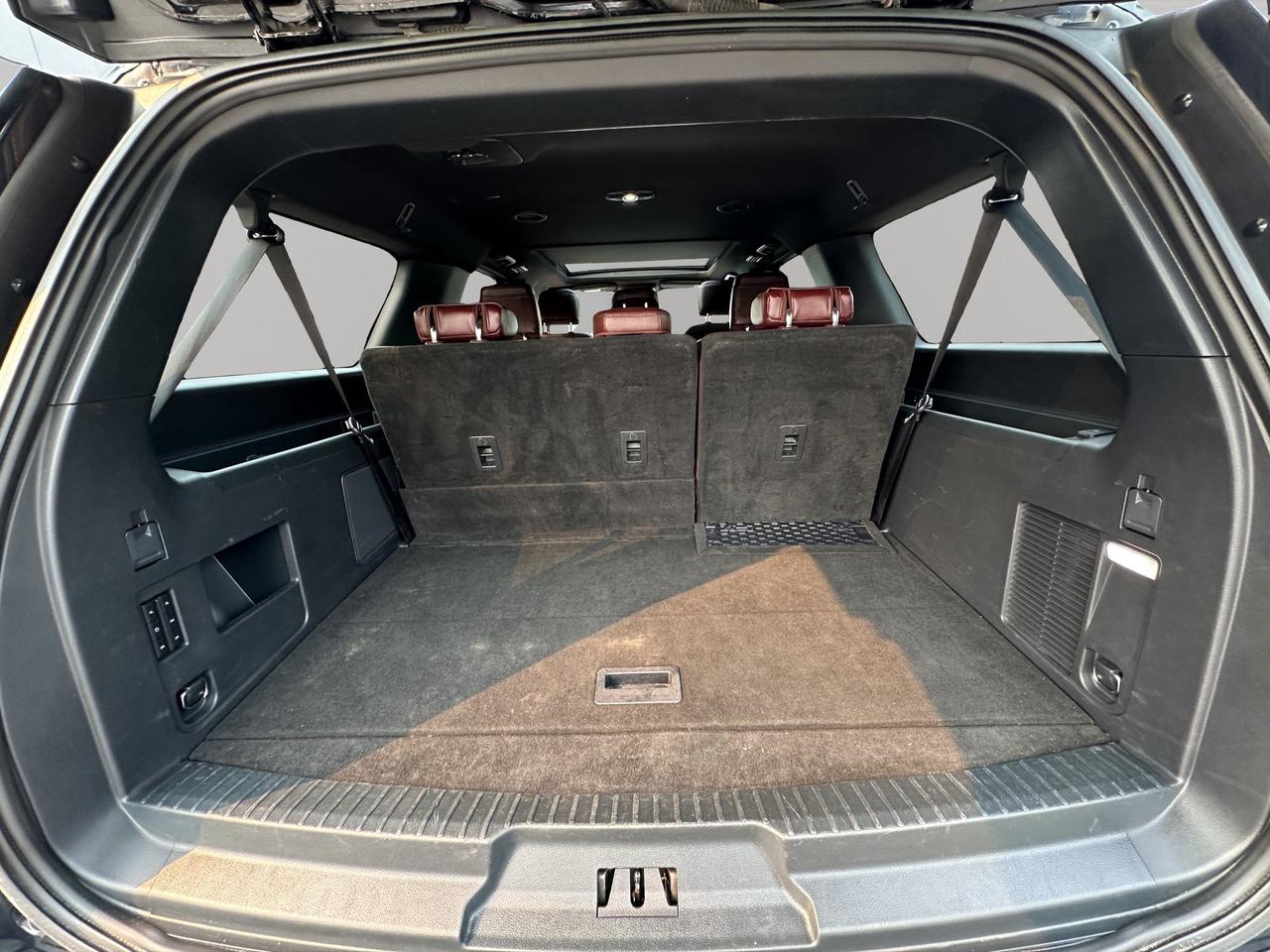 2023 Ford Expedition Limited Max | Panoramic Sunroof | Intelligent Adaptive Cruise Control with lane centering | Photo
