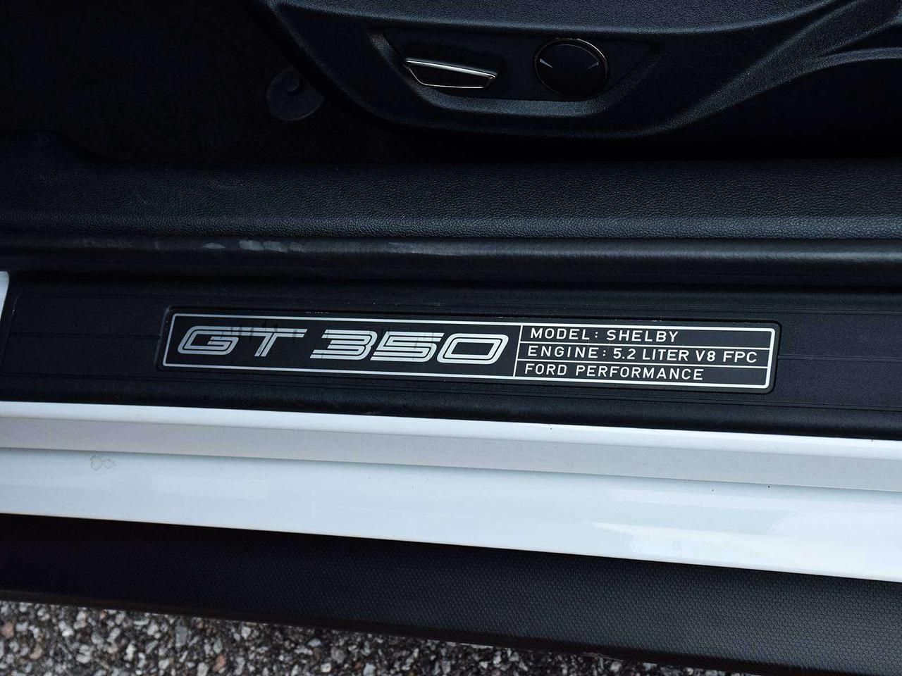 2016 Ford Mustang GT350   526 HP 5.2L V8   6-Speed   Nav   Leather Photo