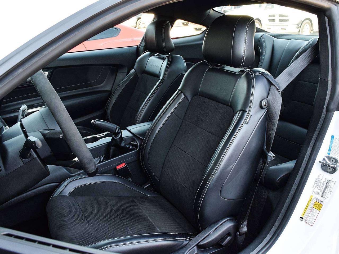 2016 Ford Mustang GT350   526 HP 5.2L V8   6-Speed   Nav   Leather Photo
