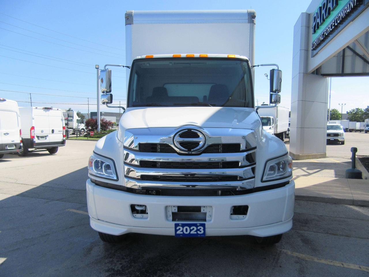 2023 Hino L7 CUMMINS DIESEL 26FT HIGH & WIDE BOX POWER LIFTGATE Photo