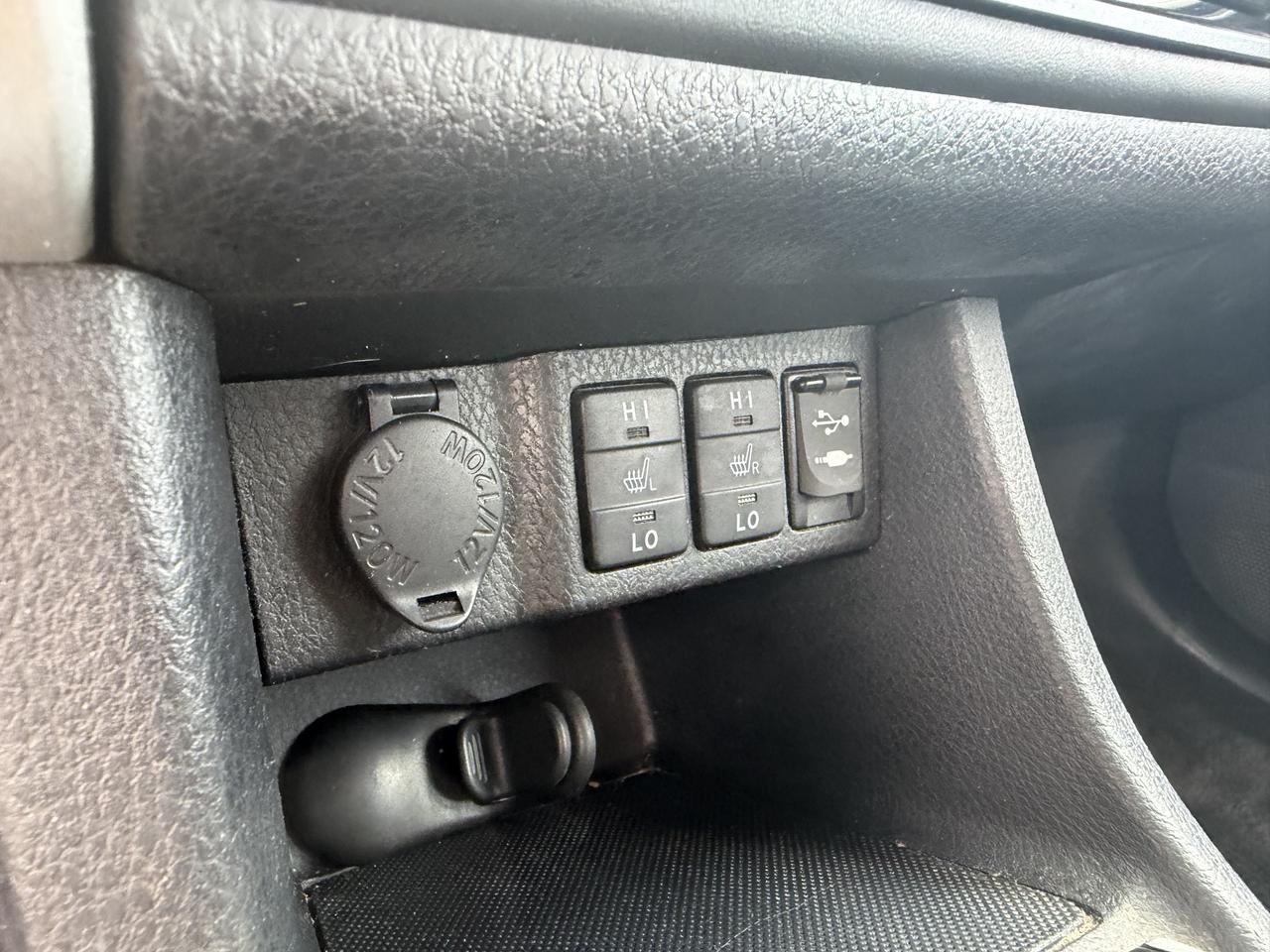 2018 Toyota Corolla LE Photo