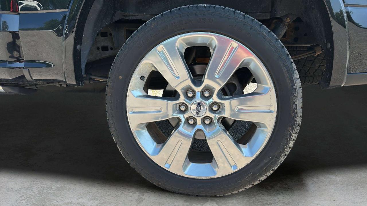 2017 Ford F-150 Limited  Photo