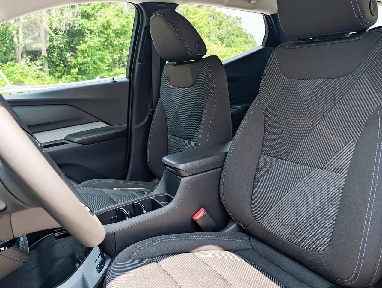 2027 Chevrolet Bolt LT Photo