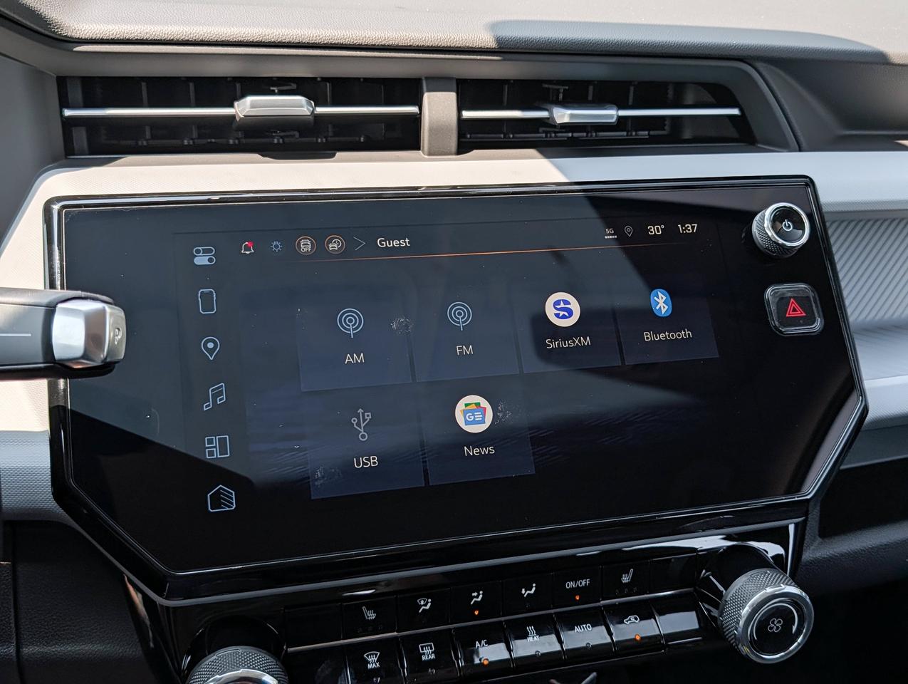 2027 Chevrolet Bolt LT Photo