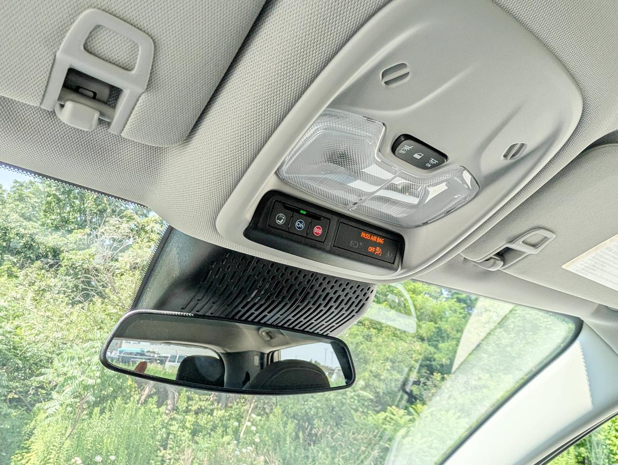2027 Chevrolet Bolt LT Photo