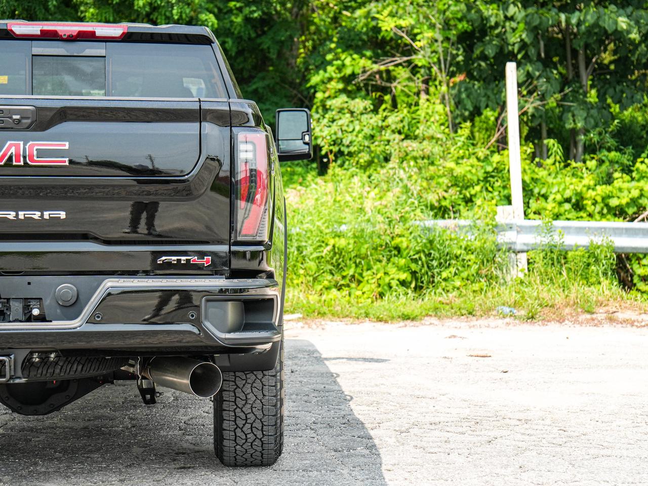 2026 GMC SIERRA 2500HD AT4 Photo