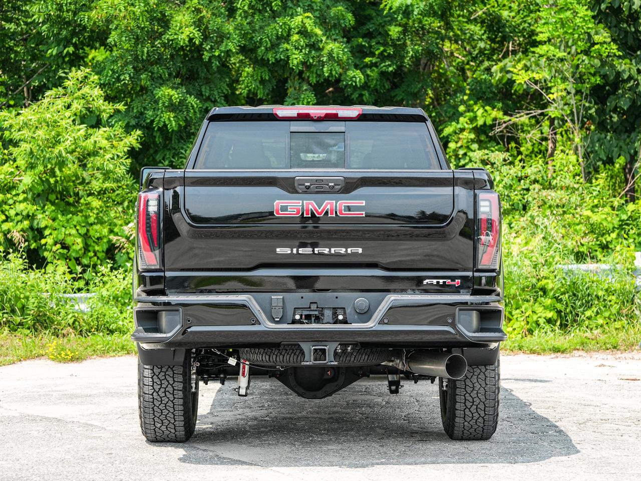 2026 GMC SIERRA 2500HD AT4 Photo