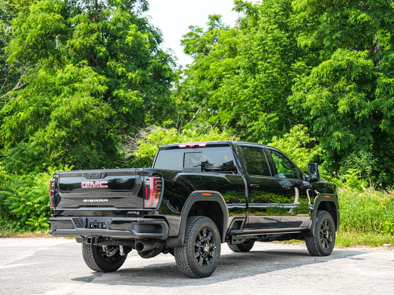 2026 GMC SIERRA 2500HD AT4 Photo