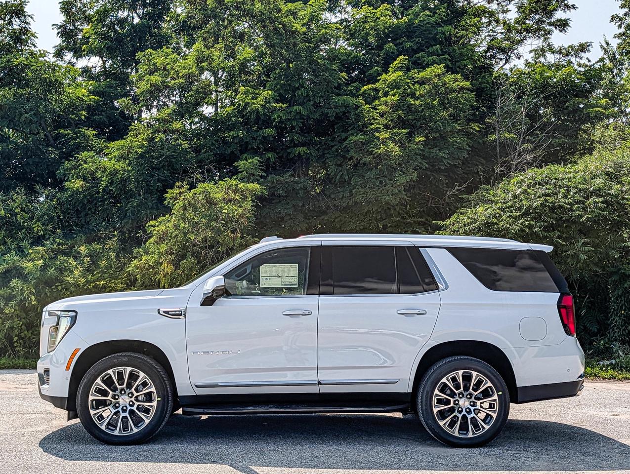 2026 GMC Yukon Denali Photo