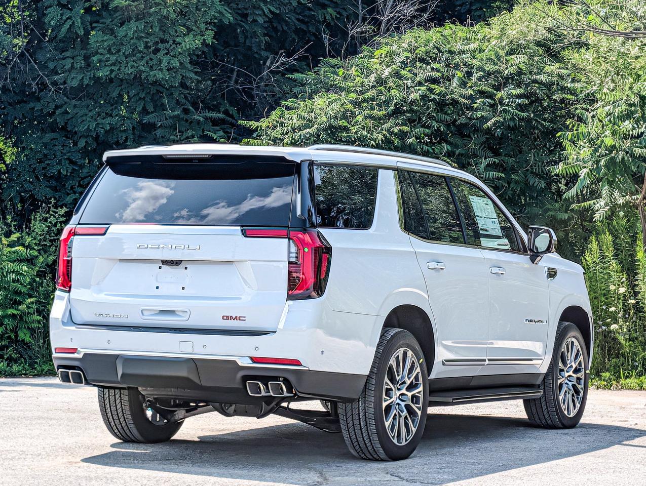 2026 GMC Yukon Denali Photo