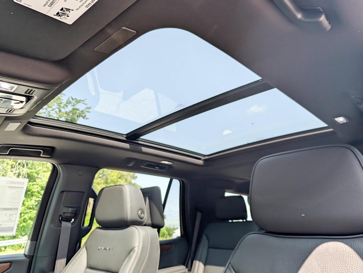 2026 GMC Yukon Denali Photo