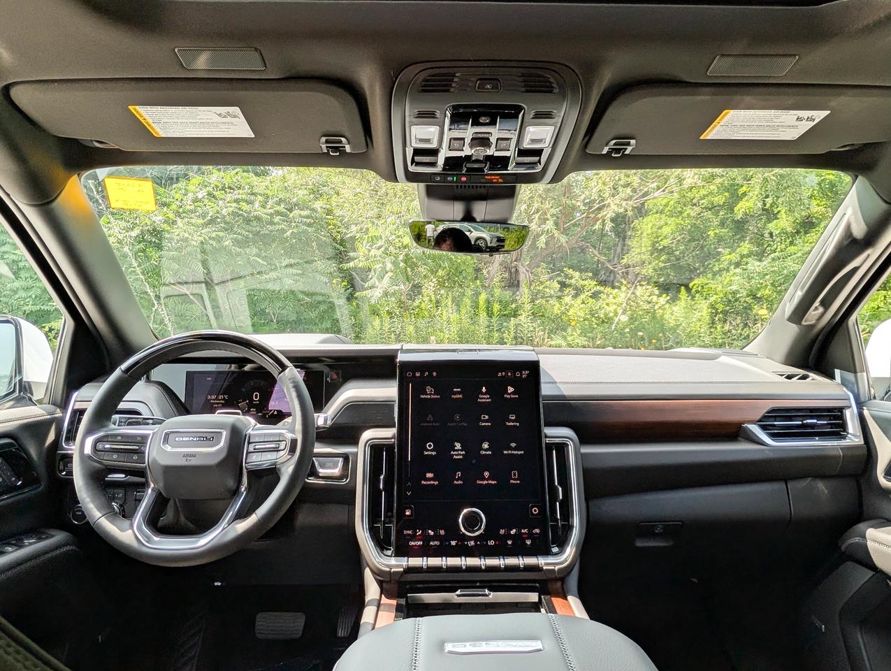 2026 GMC Yukon Denali Photo