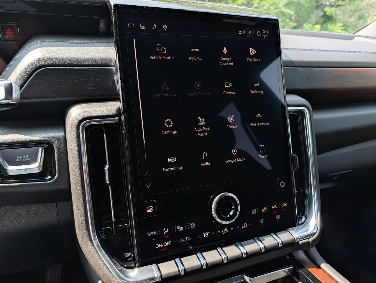 2026 GMC Yukon Denali Photo